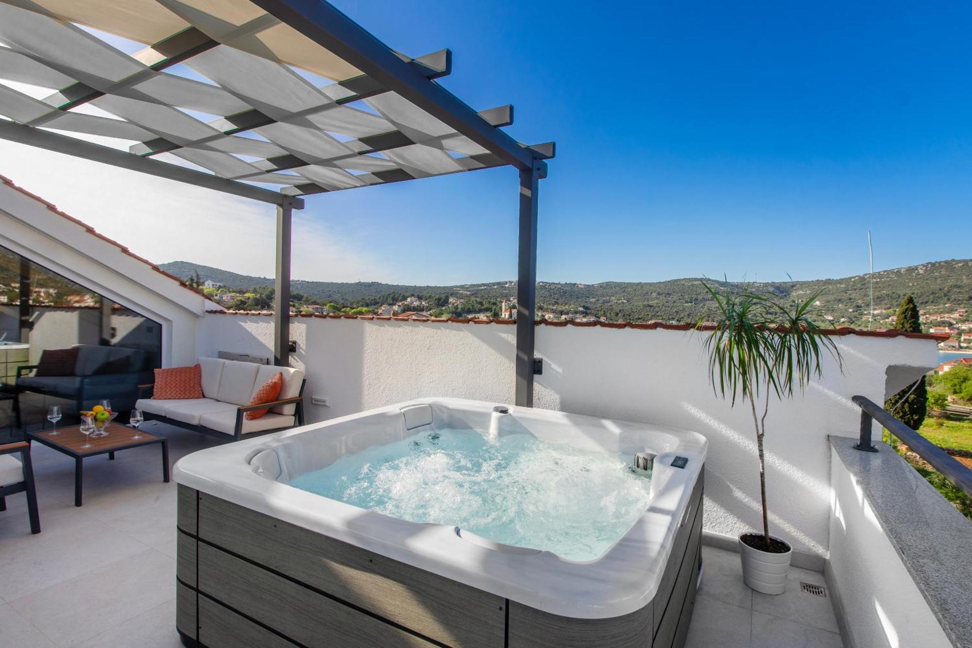 Villa Dalmatian Child With Swimming Pool, Close To The Beach Vinisce ภายนอก รูปภาพ